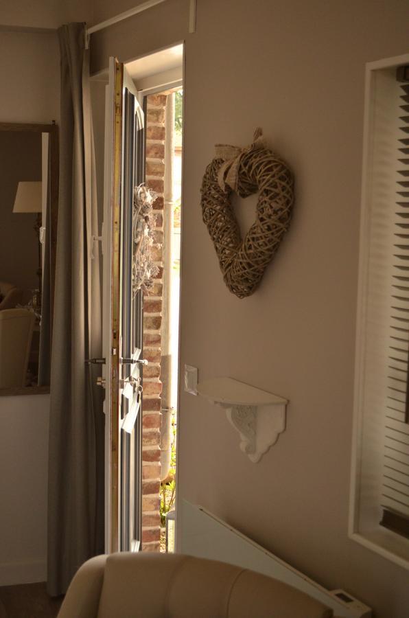 La Parenthese Bed & Breakfast Le Deluge Bagian luar foto